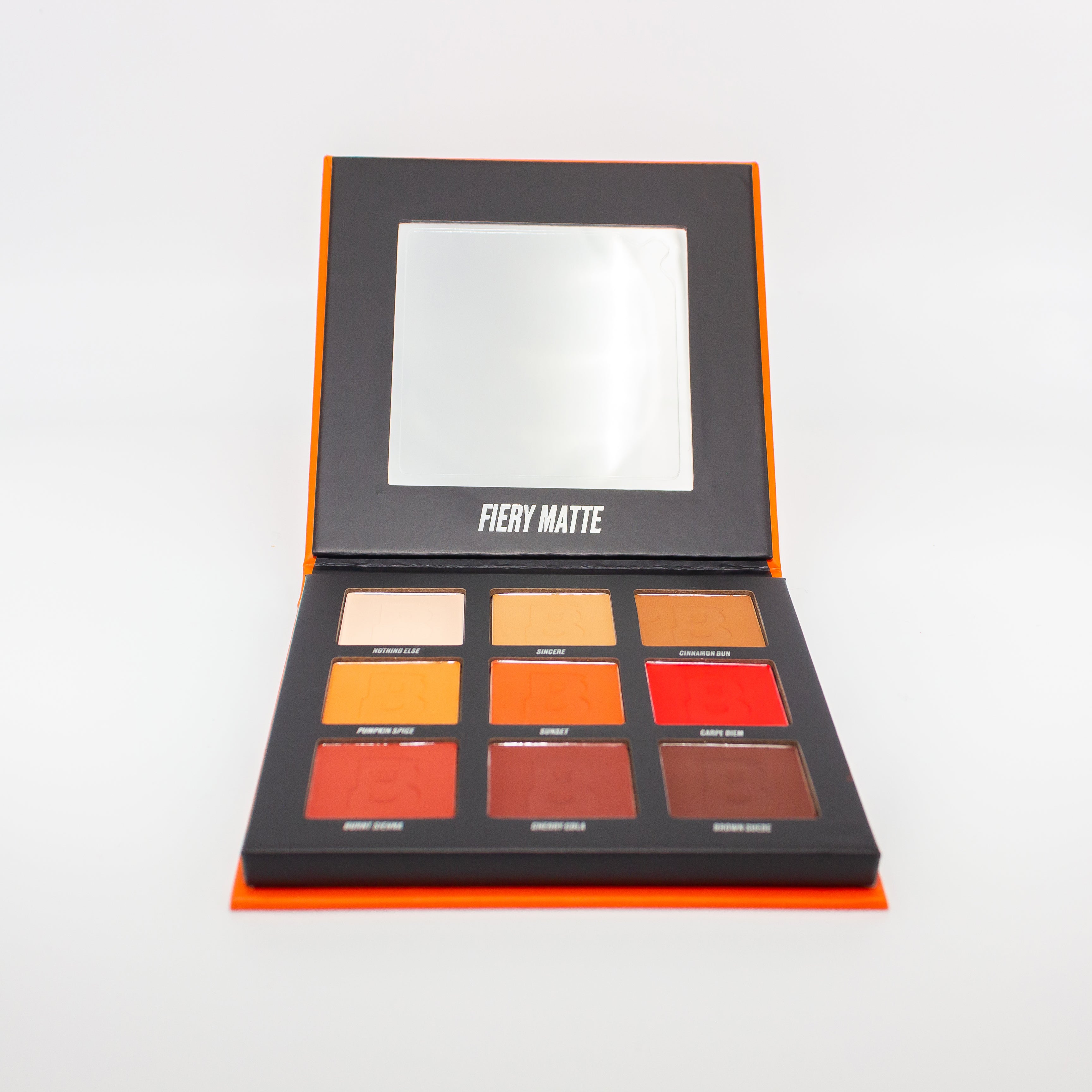 Maquillaje Fiery Matte